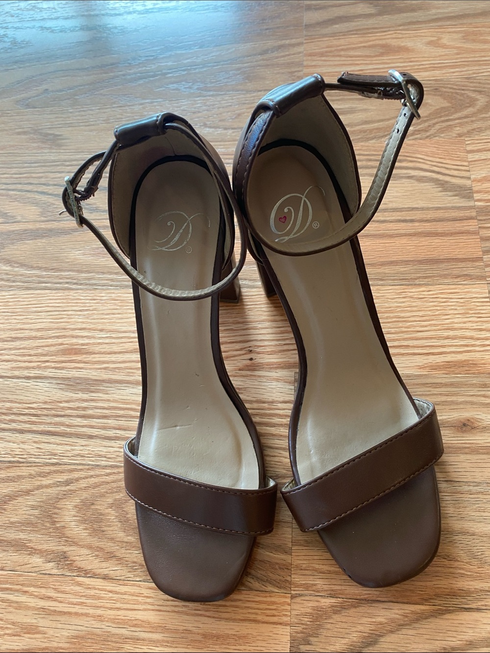 Dark Brown Ankle-Strap Block Heel Sandals-7.5 Event Office Dressy